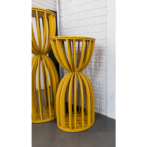 Plinth - Small Gold